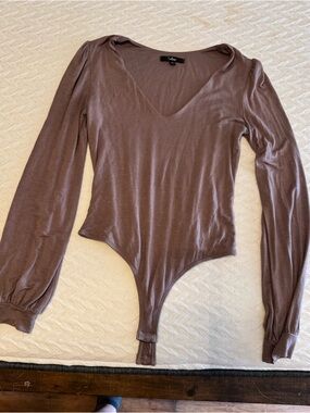 Lulu's Dusty Mauve V-Neck Long Sleeve Bodysuit